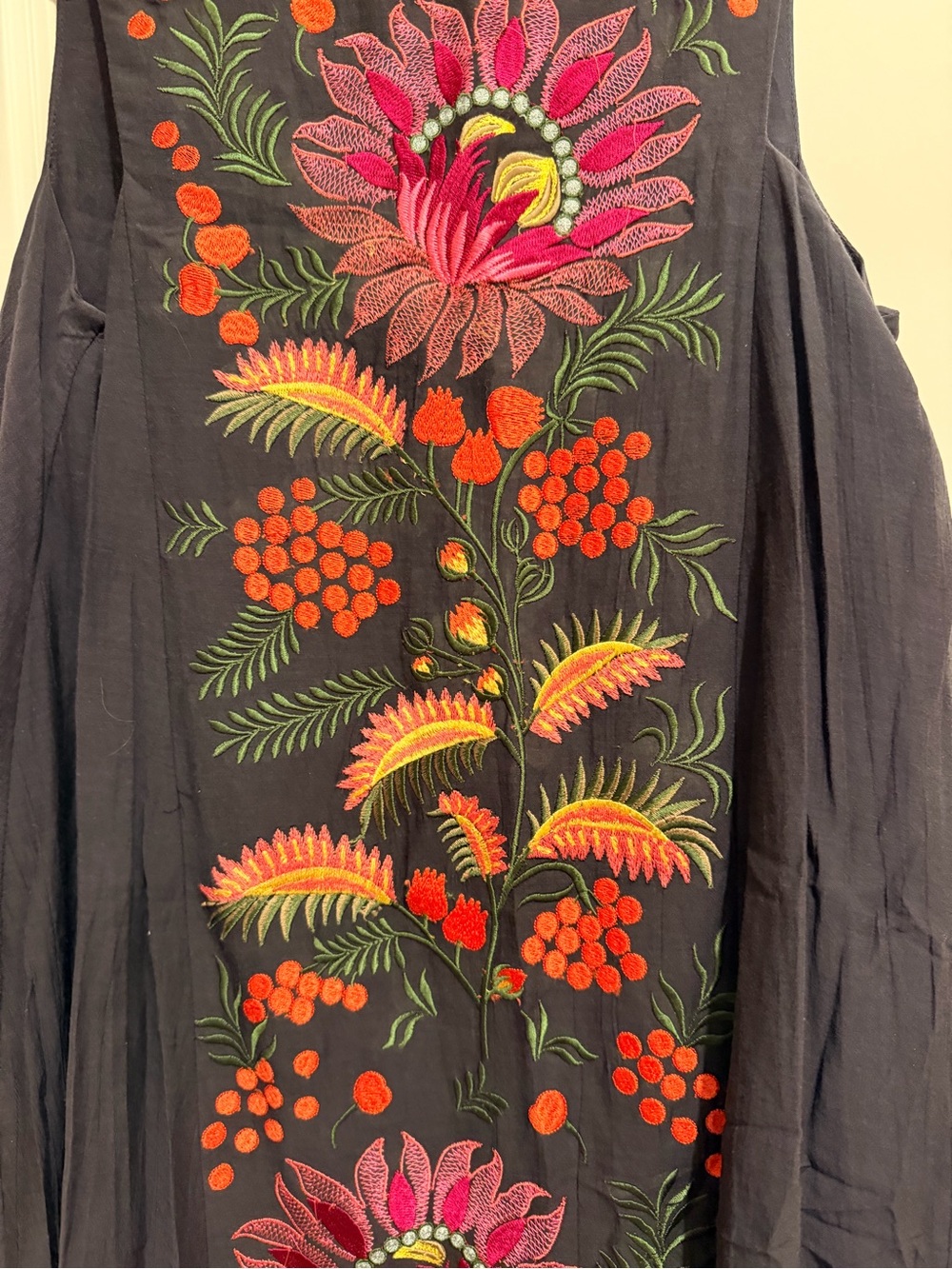 Samant Chauhan Embroidered Halter Dress, a collaboration with Anthropologie - Picture 3 of 8